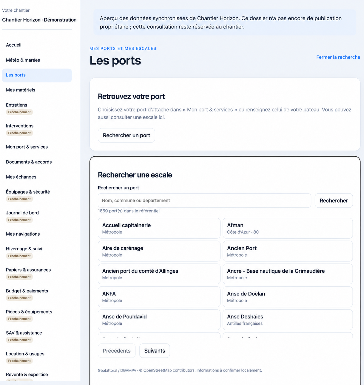 Écran réel DeciBoat de la recherche de ports et d’escales
